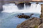 Godafoss cascades, l'Islande, les régions polaires