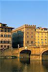 La rivière Arno, Florence, Toscane, Italie, Europe