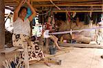 A weaver in the village of Pak Ou, on the Mekong River, close to Luang Prabang, Laos, Indochina, Southeast Asia, Asia