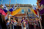 Malta: Zurrieq; Teilnehmer und Zuschauer während der Prozession und fest, die dem Schutzpatron