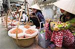 Vendeuses séchés fruits de mer, Ben Tre, Vietnam