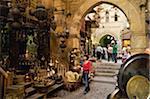 Touristes sur souk