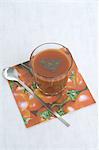 Verre de jus de tomate