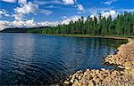 Suède, le Jämtland, près de Sveg. Une scène typique de lac dans le centre de la Suède qui est censée avoir un lacs de centaines de milliers.