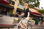 Femme vélo, San Diego, Californie