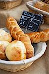 Brioche au marché Kiosk, Aix-en-Provence, Bouches-du-Rhône, Provence, France