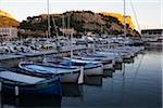 Hafen und Cap Canaille, Cassis, Bouches-du-Rhone, Provence, Cote d ' Azur, Frankreich