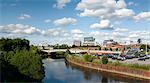 Manchester-Blick auf die bürgerliche Justiz-Zentrum und Fluss Irwell. Architekten: Denton Corker Marshall