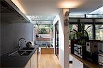 Cuisine moderne dans une maison victorienne, Wandsworth, Londres. Architectes : Luis Fernandez de Treviño