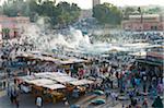 Foule à Djemaa el Fna, Marrakech, Maroc