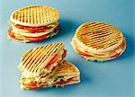 Jambon, tomate et fromage Paninis
