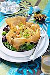 Seafood curried fricassée in a crisp shell