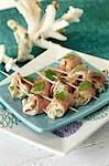 Gorgonzola und Speck Rollen