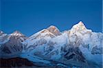 Asie, Népal, Himalaya, Parc National de Sagarmatha, Solu Khumbu région de l'Everest, patrimoine mondial de l'Unesco, Mt Everest (8850m), Nuptse (7861m) dans la nuit