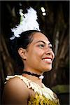 Porträt des traditionellen Tänzer im Königreich Tonga, Tongatapu, Tonga Nationale Kulturzentrum, Nuku'alofa