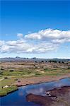 Islande, Pingvellir.This est le plus populaire Parc national dans la vallée de Iceland.This est mentionné dans plusieurs sagas islandaises célèbres et est où une des plus anciennes institutions parlementaires du monde, l'Althing, a été fondée en l'an 930. le parc national est un site du patrimoine mondial de l'UNESCO.