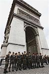 Soldats français, Paris