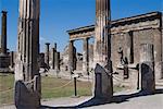 The Temple of Apollo at the ruins of the Roman site of Pompeii, UNESCO World Heritage Site, Campania, Italy, Europe