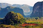 Montagne dans la vallée de Vinales, Site du patrimoine mondial de l'UNESCO, à Cuba, Antilles, Caraïbes, Amérique centrale