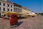 Raekoja Plats (place du marché) de Tartu, en Estonie, pays baltes, Europe