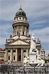 Le Berlin Gendarmenmarkt, la cathédrale, français. Architectes : Carl von Gontard