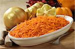 julienne carrots salade with lemon