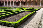 Certosa di Pavia, inner garden monastery detail