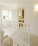 Escalier et étage supérieur