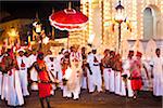 Gardien du Temple officiel, Esala Perehera Festival, Kandy, Sri Lanka