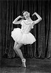 ANNÉES 1950 BALLERINE SUR ORTEILS