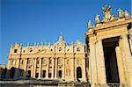 Petersdom, Piazza San Pietro (St. Peter's Square), Vatikanstadt, Rom, Latium, Italien, Europa