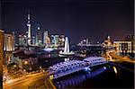 New Pudong skyline, Waibaidu (Garden) Bridge, looking across the Huangpu River from the Bund, Shanghai, China, Asia