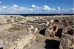 Phénicien ruines avec Méditerranée au-delà, Site archéologique de Kerkouane, patrimoine mondial de l'UNESCO, Tunisie, Afrique du Nord, Afrique