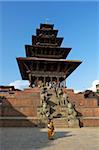 Nyatapola Temple, built in 1702, tallest temple in Kathmandu valley, Taumadhi Tole square, Bhaktapur, UNESCO World Heritage Site, Nepal, Asia