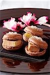 Foie gras macaroons