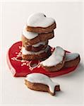 Gingerbread cookies coated with icing sugar