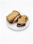 Turquie et sandwich de légume cru