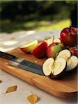 Slicing apples