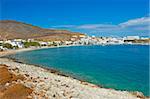 Karavostasis Dorf und Principal Port, Folegandros, Cyclades Inseln, griechische Inseln, Ägäis, Griechenland, Europa