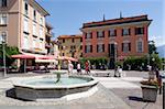 Piazza and fountain, Menaggio, Lake Como, Lombardy, Italy, Europe