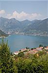 Vue du lac d'Iseo près de Sulzano, Lombardie, lacs italiens, Italie, Europe