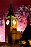 Feux d'artifice du nouvel an et de Big Ben, les maisons du Parlement, Westminster, Londres, Royaume-Uni, Europe