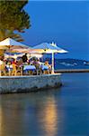 Waterfront Restaurant am Abend, Port de Pollenca (Puerto Pollensa), Mallorca (Mallorca), Balearen, Spanien, Mediterranean, Europa