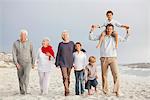 Familie genießen am Strand