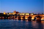 Charles pont sur la rivière Vltava, le pont Charles, UNESCO World Heritage Site, Prague, République tchèque, Europe