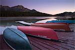 Canoë sur le lac, Parc National Jasper, UNESCO World Heritage Site, Alberta, Rocheuses, Canada, Amérique du Nord