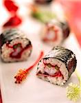 Hibiskus und Langusten Garnelen sushi