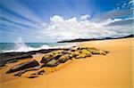 Afrique, Sierra Leone, la péninsule de Freetown, John obéissent à la plage.