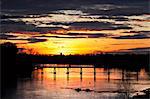 Sonnenuntergang über dem Fluss Shannon, Limerick, Munster, Irland
