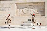 Relève de la garde devant la tombe du soldat inconnu, Athènes, Grèce, Europe